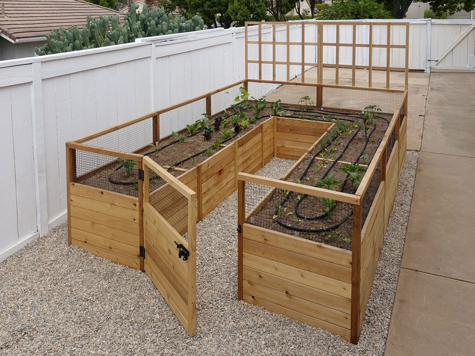 8’x12′ Complete Vegetable Garden Kit Gardens To Gro